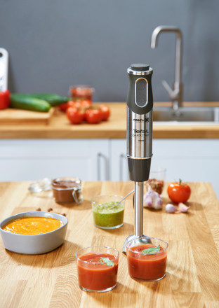 Rokas blenderis Tefal QuickChef