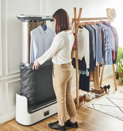 Apģērba tvaicētājs un attīrītājs Tefal Care For You