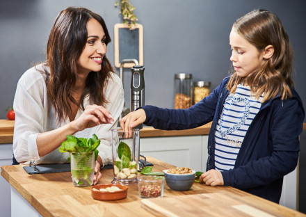 Rokas blenderis Tefal QuickChef